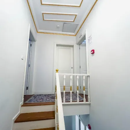 Perahomes Hurrem Ottoman Mansion Istanbul
